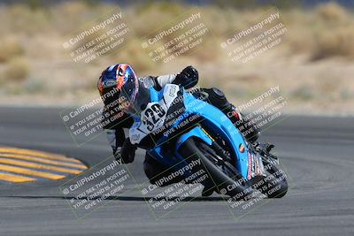 media/Mar-26-2023-CVMA (Sun) [[318ada6d46]]/Race 13 500 Supersport-350 Supersport/